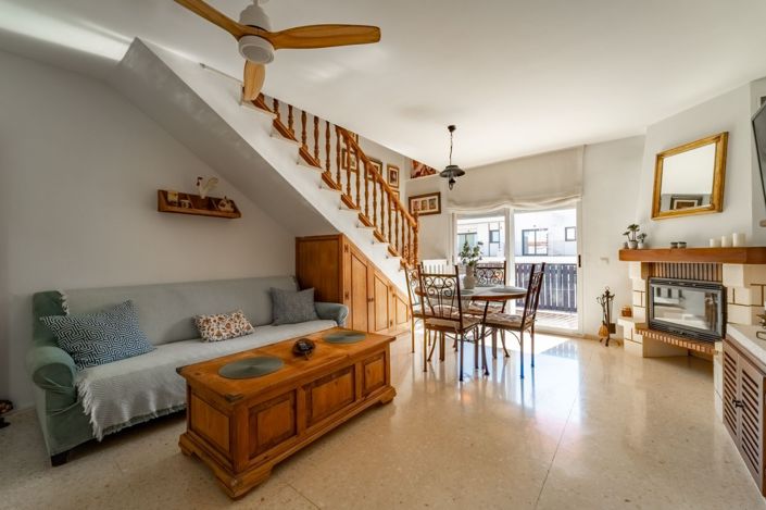 Image No.3-3 Bed Flat for sale