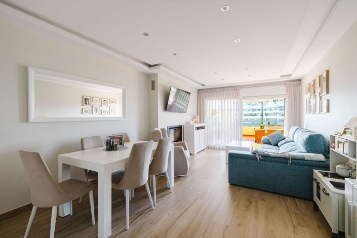 Image No.16-2 Bed Flat for sale