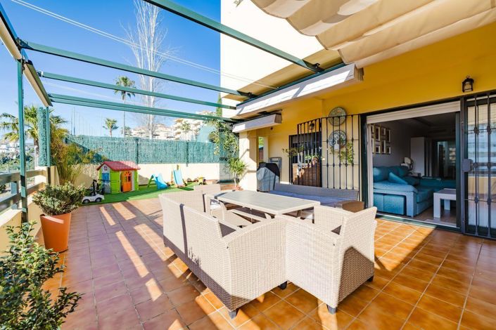 Image No.20-2 Bed Flat for sale