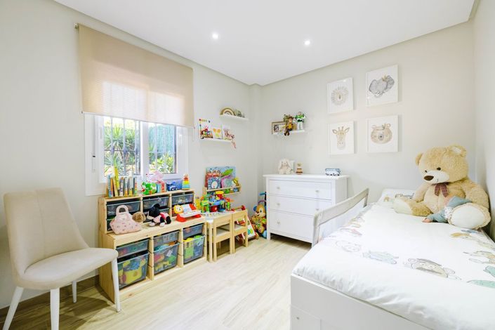 Image No.24-2 Bed Flat for sale
