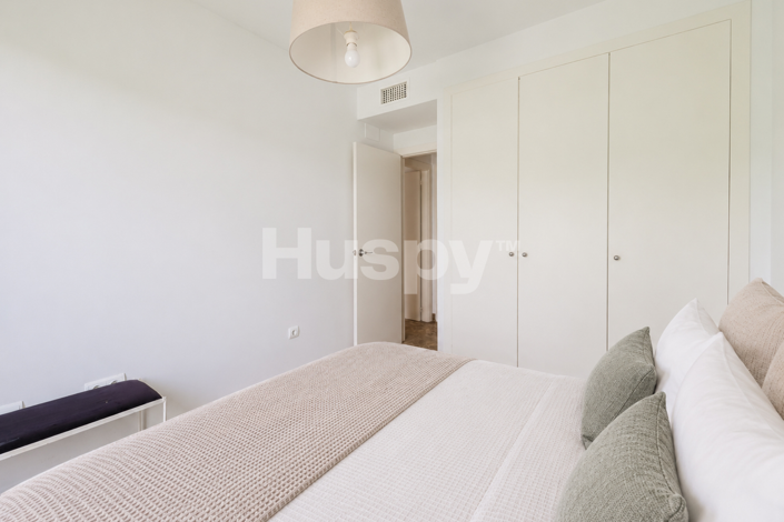 Image No.24-3 Bed Flat for sale