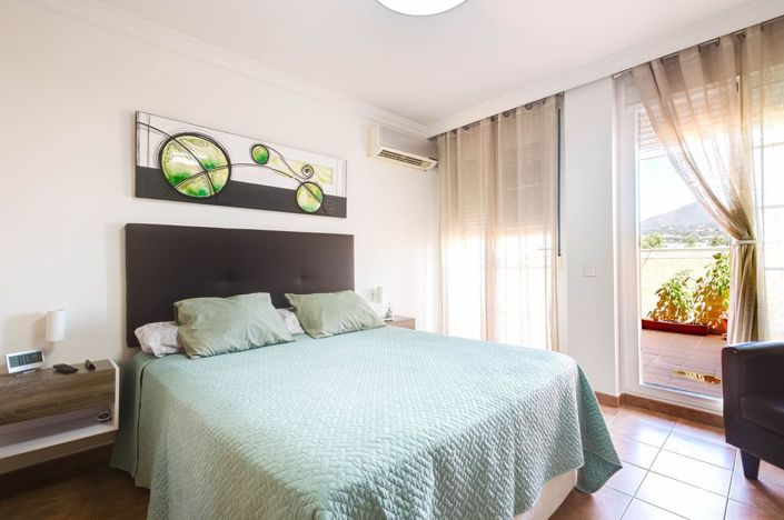 Image No.24-3 Bed Duplex for sale