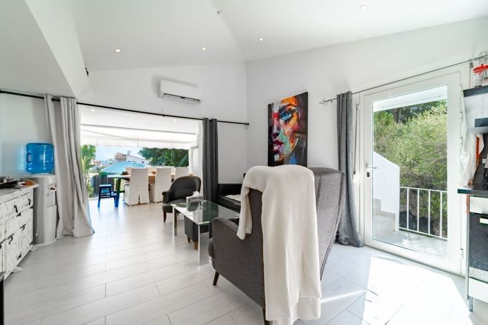 Image No.22-3 Bed Property for sale
