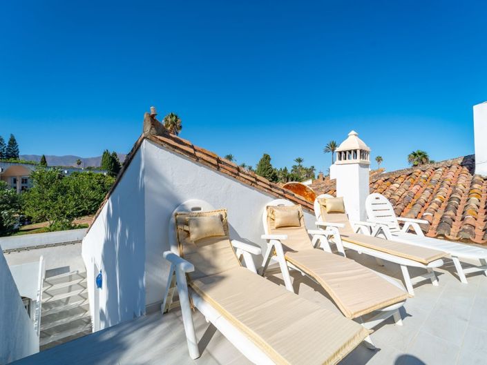 Image No.3-3 Bed Property for sale