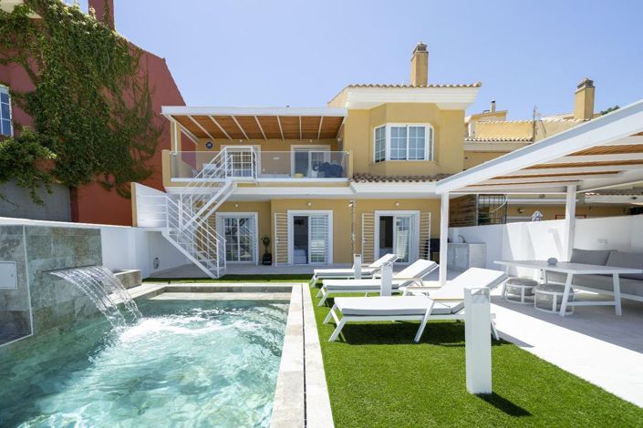 Image No.22-4 Bed Townhouse for sale