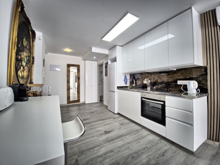 Image No.12-2 Bed Apartment for sale