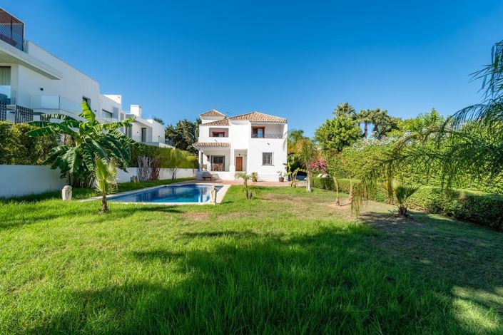Image No.2-4 Bed Property for sale