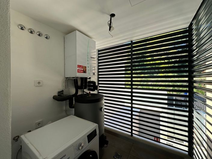 Image No.29-3 Bed Flat for sale