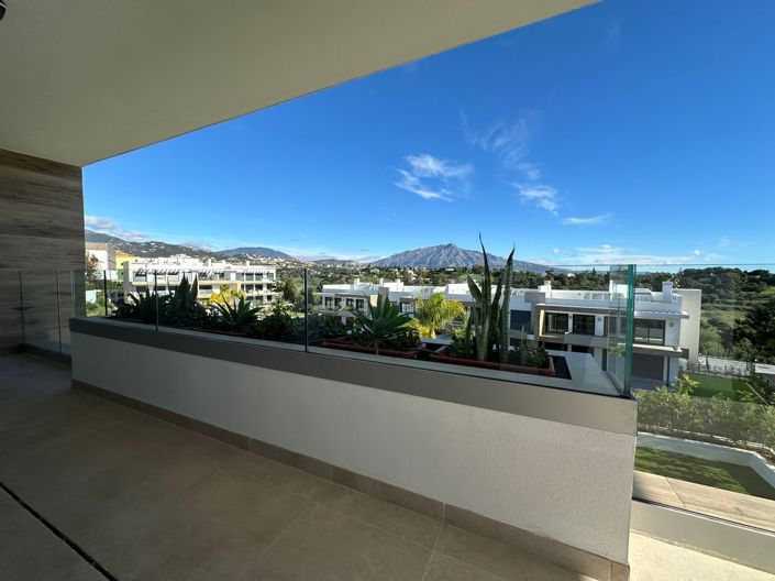 Image No.39-3 Bed Flat for sale