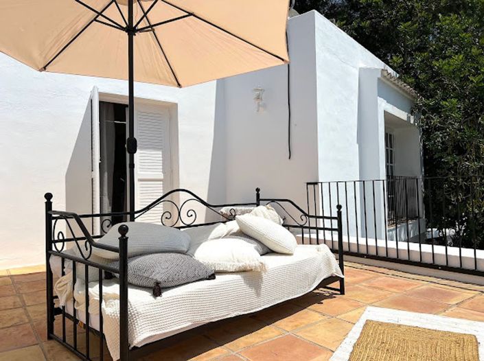 Image No.22-8 Bed Villa for sale