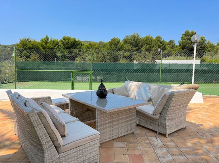 Image No.36-8 Bed Villa for sale