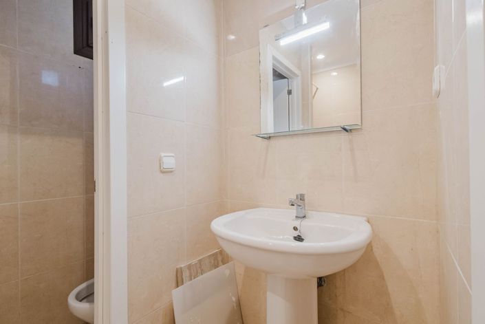 Image No.20-4 Bed Villa for sale