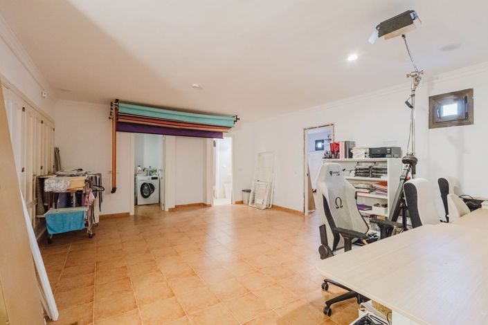 Image No.29-4 Bed Villa for sale