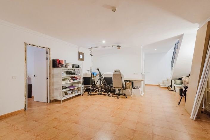 Image No.31-4 Bed Villa for sale