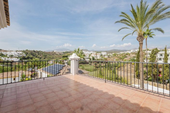 Image No.37-4 Bed Villa for sale