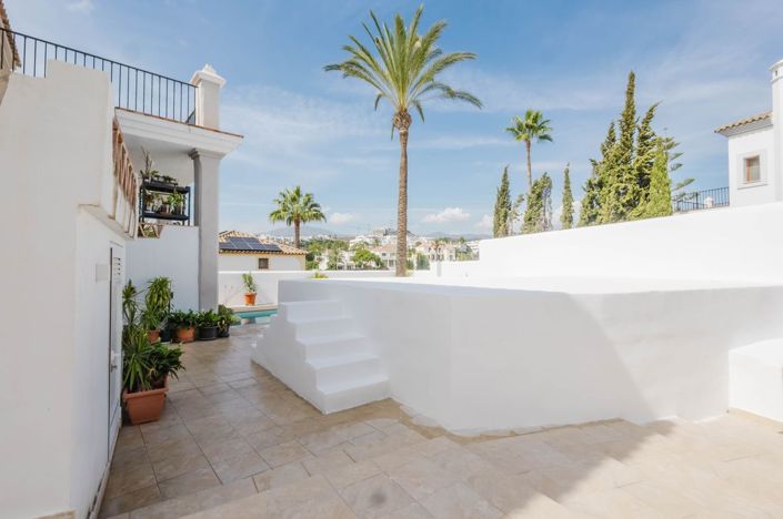 Image No.44-4 Bed Villa for sale