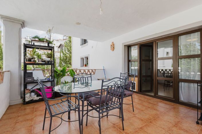 Image No.6-4 Bed Villa for sale
