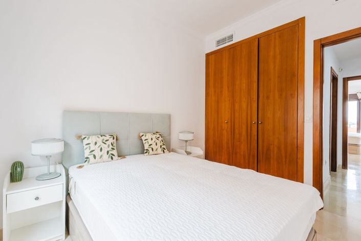 Image No.19-3 Bed Villa for sale