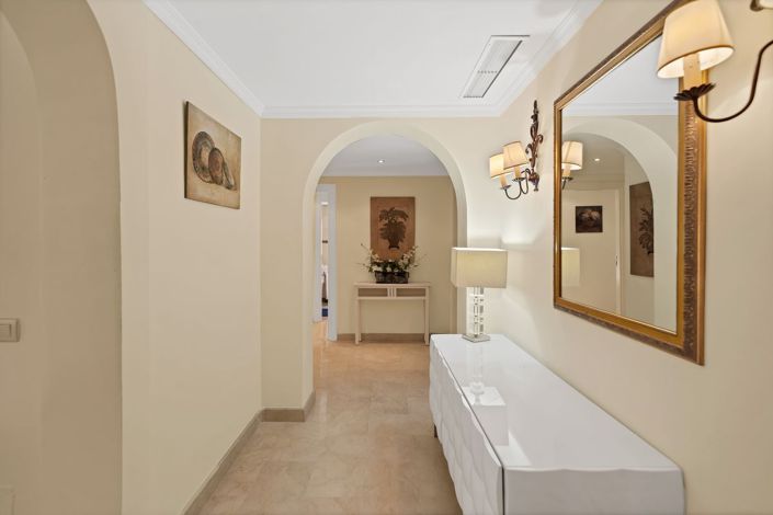 Image No.12-2 Bed Flat for sale