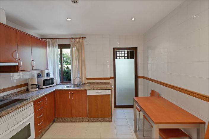Image No.13-2 Bed Flat for sale