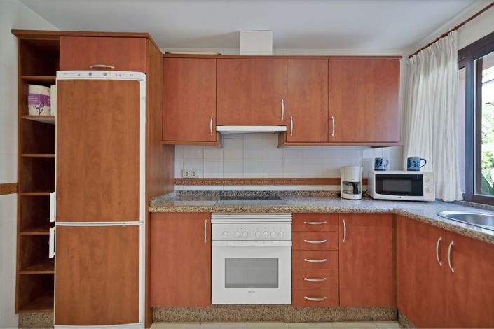 Image No.14-2 Bed Flat for sale