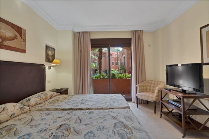 Image No.17-2 Bed Flat for sale