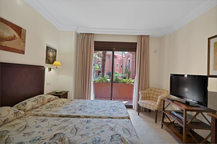 Image No.19-2 Bed Flat for sale