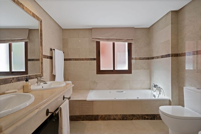 Image No.22-2 Bed Flat for sale