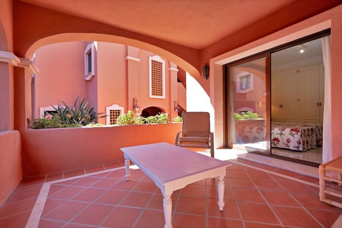 Image No.28-2 Bed Flat for sale