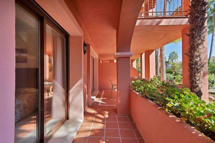 Image No.29-2 Bed Flat for sale