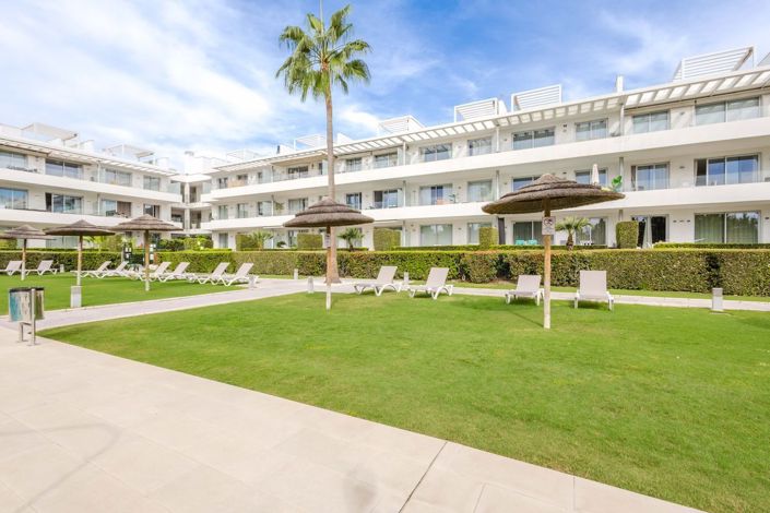 Image No.35-3 Bed Flat for sale