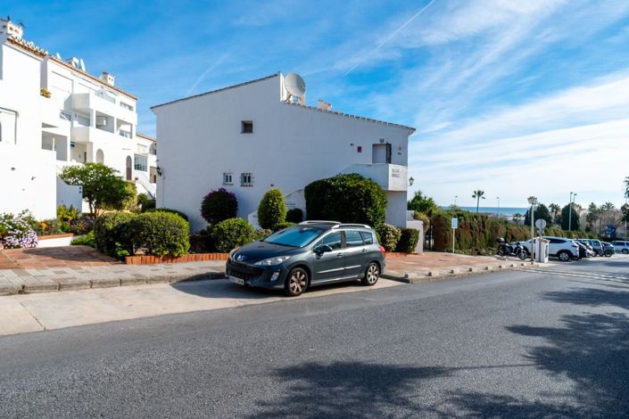 Image No.23-2 Bed Flat for sale
