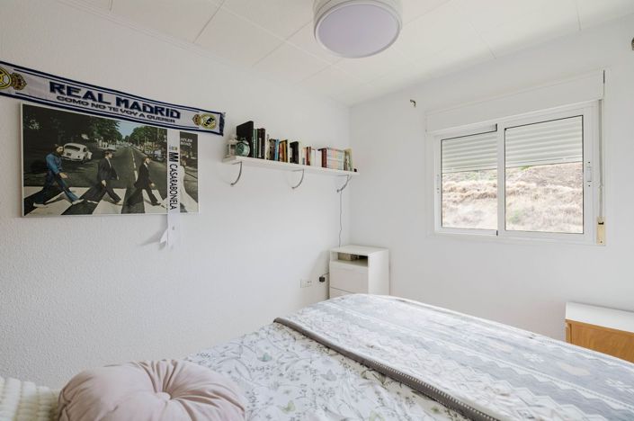 Image No.17-3 Bed Flat for sale
