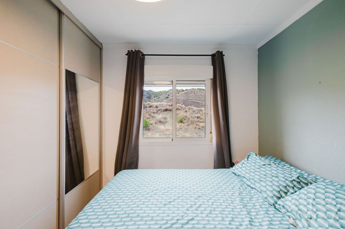 Image No.21-3 Bed Flat for sale