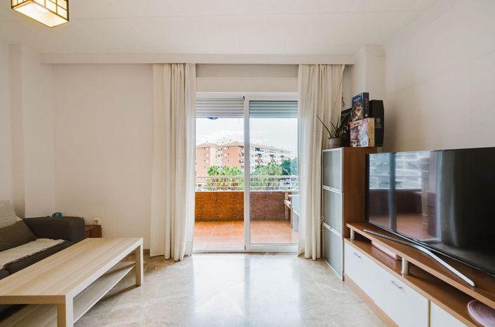 Image No.3-3 Bed Flat for sale