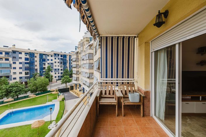Image No.5-3 Bed Flat for sale