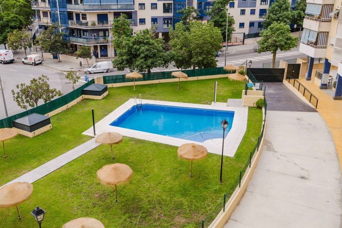 Image No.27-3 Bed Flat for sale