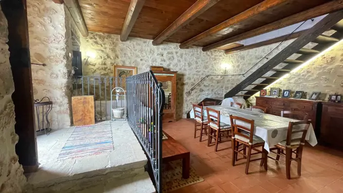 Image No.8-3 Bed Country Property for sale
