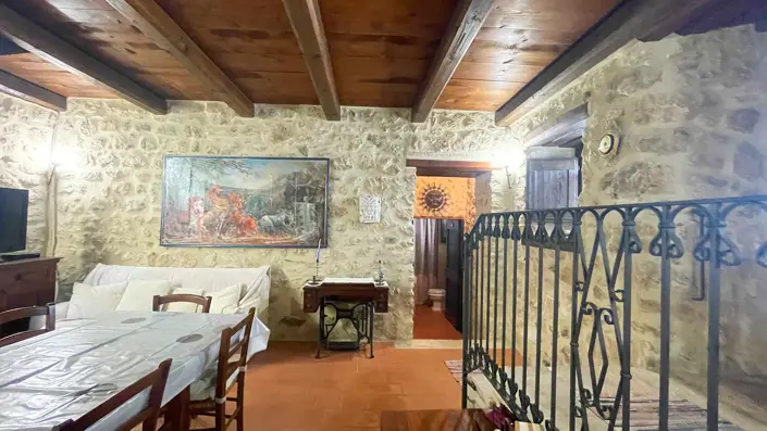 Image No.17-3 Bed Country Property for sale