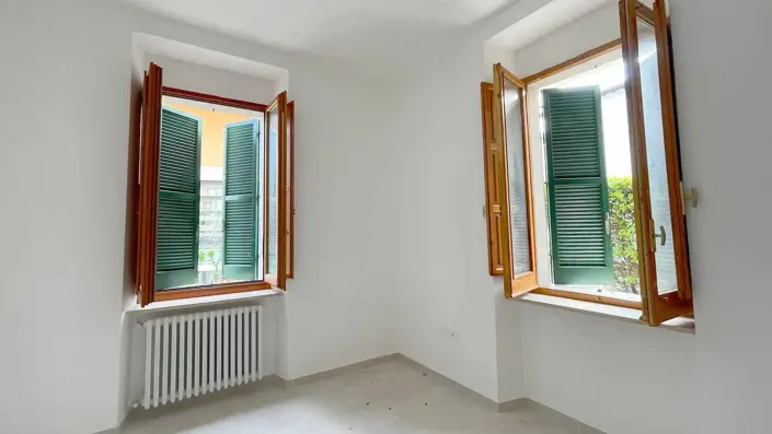 Image No.15-10 Bed Villa for sale