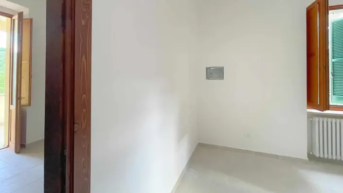 Image No.16-10 Bed Villa for sale
