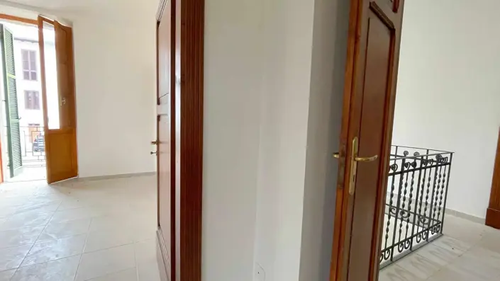 Image No.31-10 Bed Villa for sale