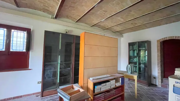 Image No.35-10 Bed Villa for sale