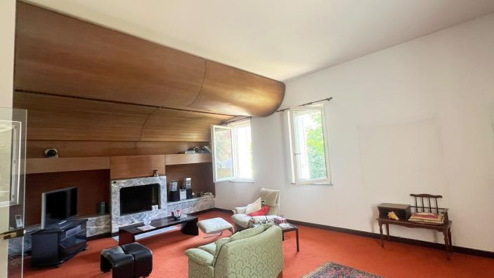 Image No.12-5 Bed Villa for sale