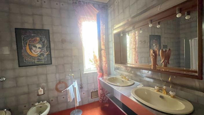 Image No.31-5 Bed Villa for sale