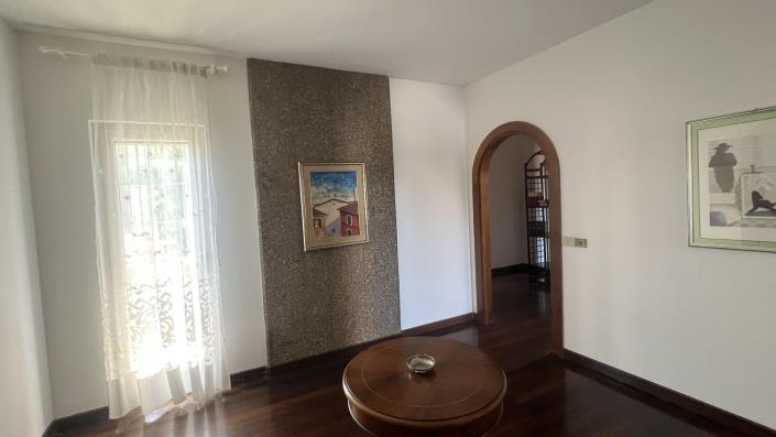 Image No.44-5 Bed Villa for sale