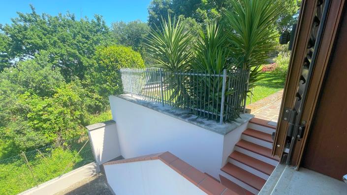 Image No.3-2 Bed Villa for sale