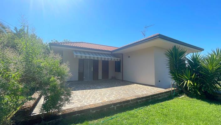 Image No.7-2 Bed Villa for sale