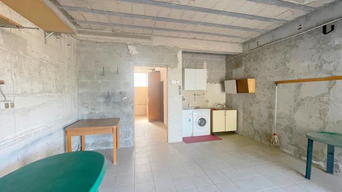 Image No.35-2 Bed Villa for sale