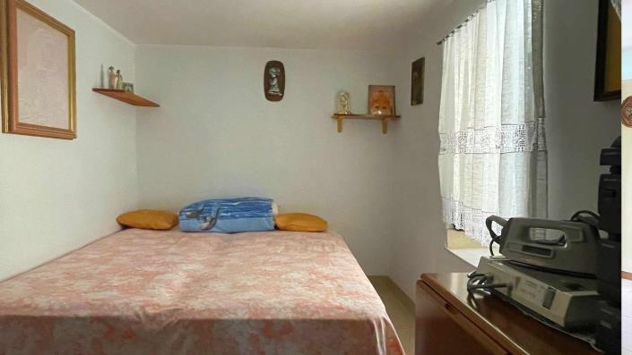 Image No.19-2 Bed Townhouse for sale